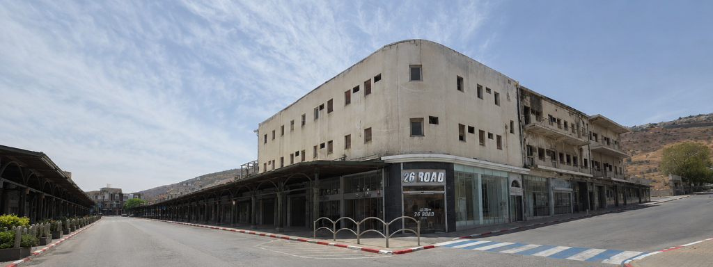 מבט פנורמי – המבנה המרכזי